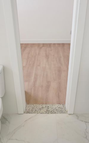 Apartamento à venda com 187m², 3 quartos e 2 vagasSemi-suítes - Banheiro 