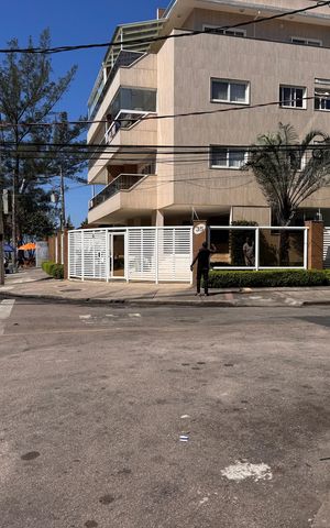 Apartamento à venda com 172m², 3 quartos e 3 vagas Apartamento à venda com 172m², 3 quartos e 3 vagasFachada