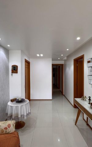 Apartamento à venda com 172m², 3 quartos e 3 vagas Apartamento à venda com 172m², 3 quartos e 3 vagasSala