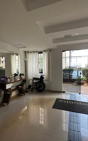 Apartamento à venda com 53m², 2 quartos e 1 vaga Apartamento à venda com 53m², 2 quartos e 1 vagaHall de entrada