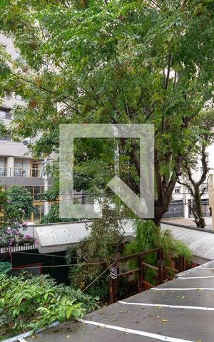 Casa para alugar com 200m², 4 quartos e 5 vagas