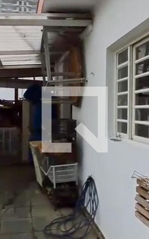 Casa para alugar com 200m², 4 quartos e 5 vagas