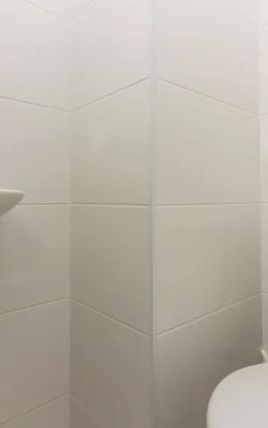 Apartamento à venda com 110m², 3 quartos e 3 vagas Apartamento à venda com 110m², 3 quartos e 3 vagasBanheiro de Serviço