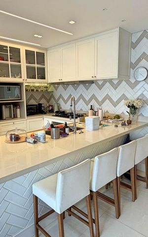 Apartamento à venda com 110m², 3 quartos e 3 vagas Apartamento à venda com 110m², 3 quartos e 3 vagasSala