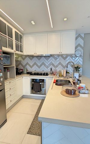Apartamento à venda com 110m², 3 quartos e 3 vagas Apartamento à venda com 110m², 3 quartos e 3 vagasCozinha