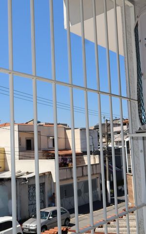 Casa à venda com 89m², 2 quartos e 2 vagasVaranda quarto 2