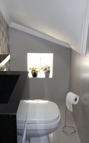 Casa à venda com 89m², 2 quartos e 2 vagasLavabo