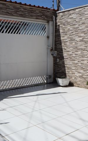 Casa à venda com 89m², 2 quartos e 2 vagasGaragem
