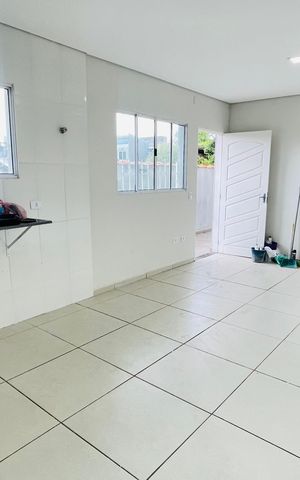 Casa para alugar com 97m², 3 quartos e 2 vagas Casa para alugar com 97m², 3 quartos e 2 vagasCozinha e sala