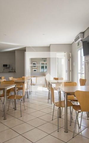 Apartamento para alugar com 71m², 2 quartos e 1 vaga Apartamento para alugar com 71m², 2 quartos e 1 vagaÁrea comum - Salão de festas