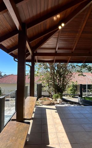 Casa de condomínio para alugar com 230m², 3 quartos e 2 vagasJardim