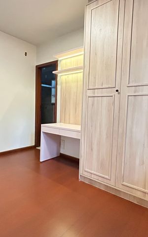 Casa de condomínio para alugar com 230m², 3 quartos e 2 vagasSuíte 