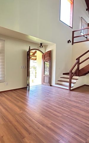 Casa de condomínio para alugar com 230m², 3 quartos e 2 vagasSala