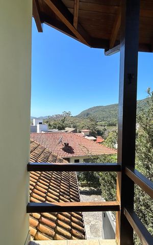 Casa de condomínio para alugar com 230m², 3 quartos e 2 vagasVaranda