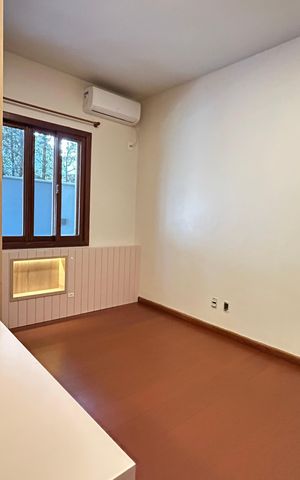 Casa de condomínio para alugar com 230m², 3 quartos e 2 vagasSuíte 2