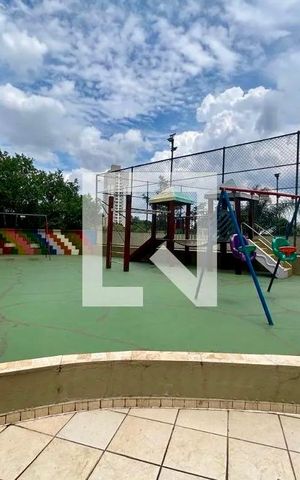 Apartamento para alugar com 55m², 2 quartos e 1 vagaÁrea comum - Playground