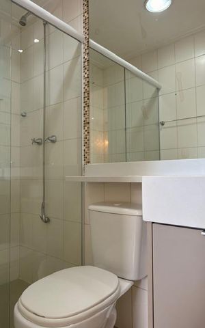 Apartamento à venda com 77m², 3 quartos e 2 vagas Apartamento à venda com 77m², 3 quartos e 2 vagasBanheiro