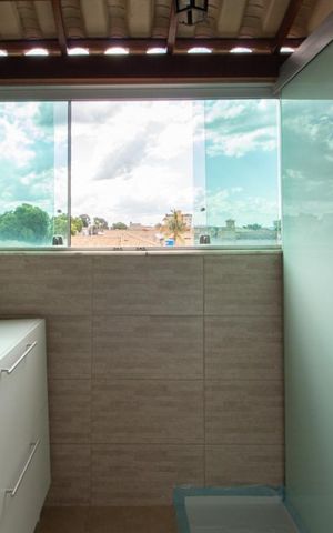 Apartamento à venda com 94m², 3 quartos e 2 vagas Apartamento à venda com 94m², 3 quartos e 2 vagasÁrea de Serviço