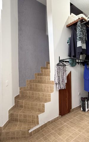 Casa à venda com 150m², 2 quartos e 2 vagas Casa à venda com 150m², 2 quartos e 2 vagasQuarto