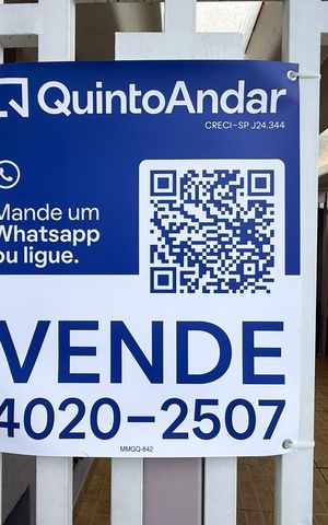Casa à venda com 150m², 2 quartos e 2 vagas Casa à venda com 150m², 2 quartos e 2 vagasPlaquinha GRANDE instalada dia 16 de setembro de 2026. Código da plaquinha: MMGQ-842