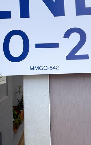 Casa à venda com 150m², 2 quartos e 2 vagas Casa à venda com 150m², 2 quartos e 2 vagasPlaquinha GRANDE instalada dia 16 de setembro de 2026. Código da plaquinha: MMGQ-842
