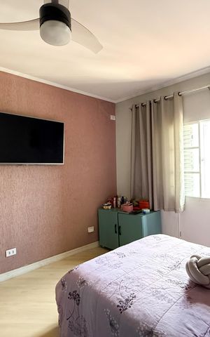 Casa à venda com 150m², 2 quartos e 2 vagas Casa à venda com 150m², 2 quartos e 2 vagasQuarto