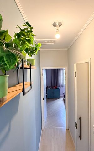 Casa à venda com 150m², 2 quartos e 2 vagas Casa à venda com 150m², 2 quartos e 2 vagasDetalhe