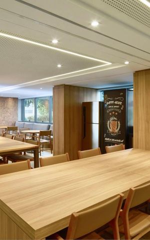 Apartamento à venda com 63m², 2 quartos e 2 vagas Apartamento à venda com 63m², 2 quartos e 2 vagasÁrea comum - Salão de festas