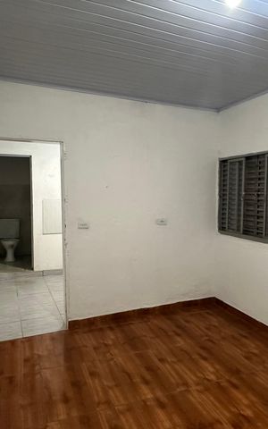 Casa para alugar com 22m², 1 quarto e sem vaga
