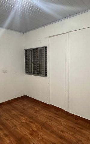 Casa para alugar com 22m², 1 quarto e sem vaga