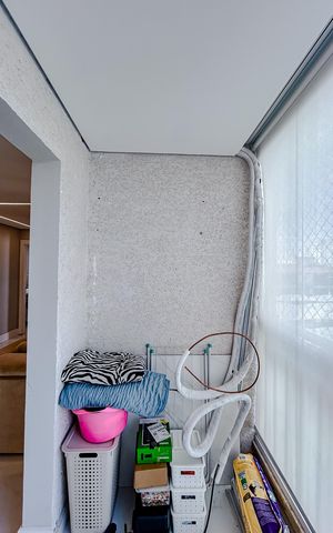 Apartamento à venda com 67m², 2 quartos e 1 vagaVaranda