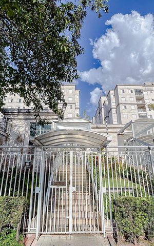 Apartamento à venda com 67m², 2 quartos e 1 vagaFachada e portaria