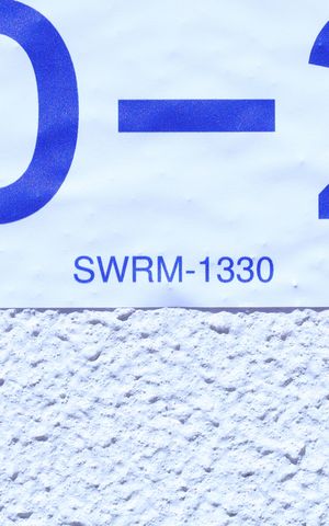 Apartamento para alugar com 37m², 1 quarto e sem vagaPlaca GRANDE instalada na fachada do condomínio, dia 03.09.2026 - Código da placa: SWRM-1330