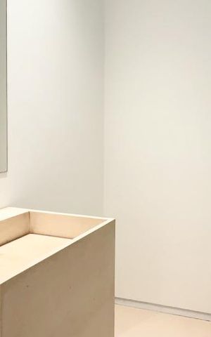 Casa de condomínio à venda com 647m², 4 quartos e 4 vagas Casa de condomínio à venda com 647m², 4 quartos e 4 vagasLavabo