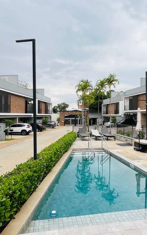 Casa de condomínio à venda com 130m², 3 quartos e 2 vagas