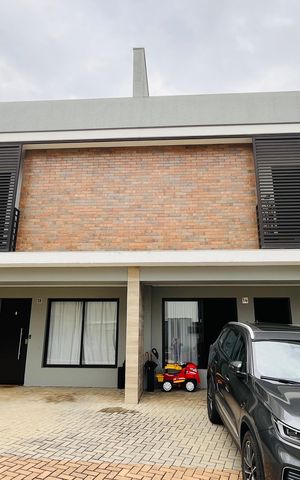 Casa de condomínio à venda com 130m², 3 quartos e 2 vagas