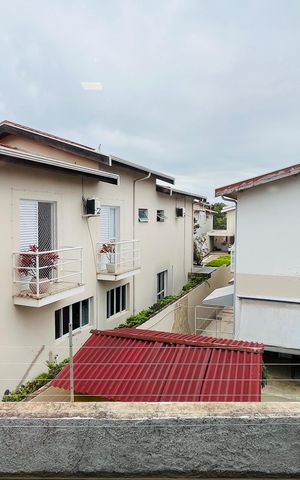 Casa de condomínio à venda com 130m², 3 quartos e 2 vagas