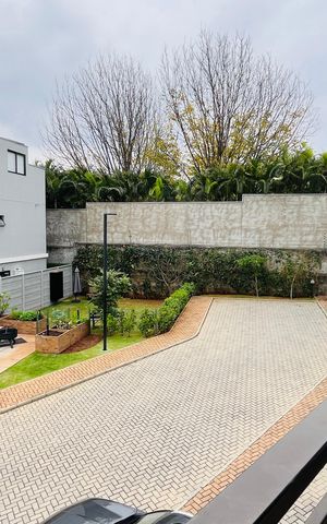 Casa de condomínio à venda com 130m², 3 quartos e 2 vagas