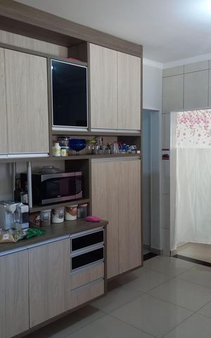 Casa à venda com 243m², 4 quartos e 5 vagas Casa à venda com 243m², 4 quartos e 5 vagasCozinha