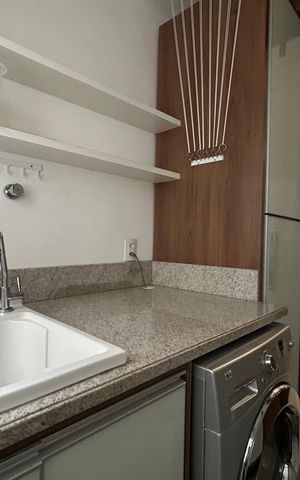 Apartamento para alugar com 100m², 5 quartos e 1 vaga Apartamento para alugar com 100m², 5 quartos e 1 vagaÁrea de Serviço