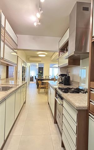 Apartamento para alugar com 100m², 5 quartos e 1 vaga Apartamento para alugar com 100m², 5 quartos e 1 vagaCozinha