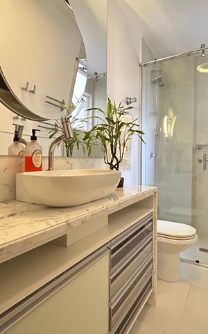 Apartamento para alugar com 100m², 5 quartos e 1 vaga Apartamento para alugar com 100m², 5 quartos e 1 vagaBanheiro Social