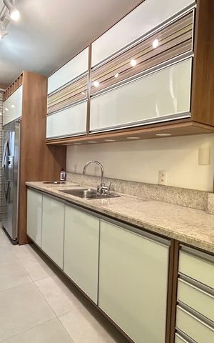 Apartamento para alugar com 100m², 5 quartos e 1 vaga Apartamento para alugar com 100m², 5 quartos e 1 vagaCozinha