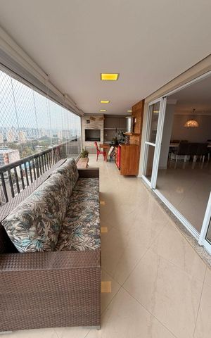 Apartamento para alugar com 178m², 3 quartos e 3 vagas Apartamento para alugar com 178m², 3 quartos e 3 vagasVaranda