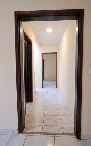 Casa à venda com 145m², 2 quartos e 2 vagas Casa à venda com 145m², 2 quartos e 2 vagasCorredor