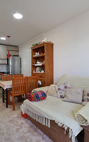 Casa de condomínio à venda com 74m², 2 quartos e 1 vagaSala