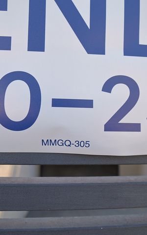 Casa de condomínio à venda com 74m², 2 quartos e 1 vagaInstalada dia 03/09/26 placa:MMGQ-305