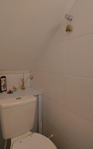 Casa de condomínio à venda com 74m², 2 quartos e 1 vagaLavabo