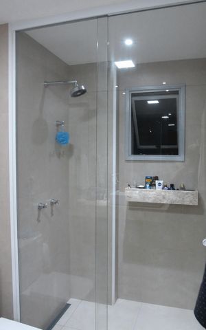 Apartamento para alugar com 155m², 3 quartos e 3 vagas Apartamento para alugar com 155m², 3 quartos e 3 vagasBanheiro da Suíte 1