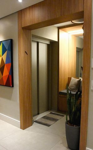Apartamento para alugar com 155m², 3 quartos e 3 vagas Apartamento para alugar com 155m², 3 quartos e 3 vagasHall de entrada